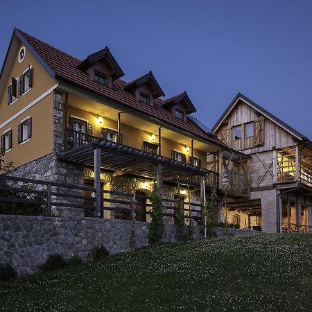 Guest House Kalska Domacija Semic Exterior foto