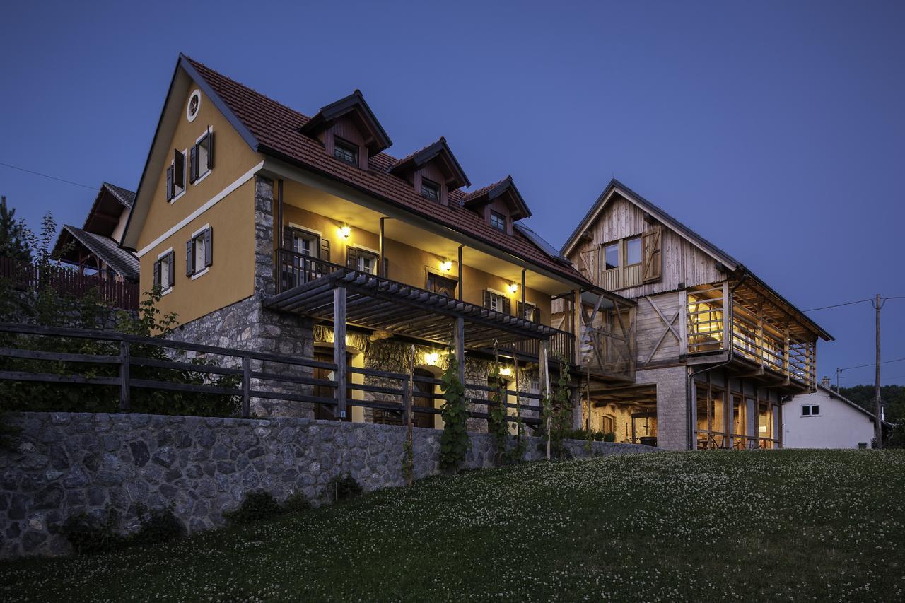 Guest House Kalska Domacija Semic Exterior foto